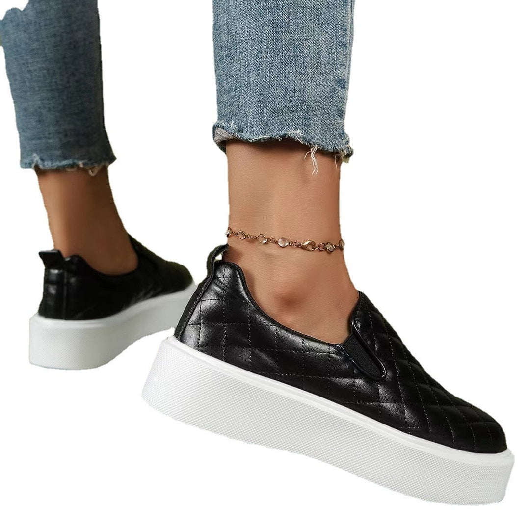 Women's Slip-on Platform Loafers - Black/White