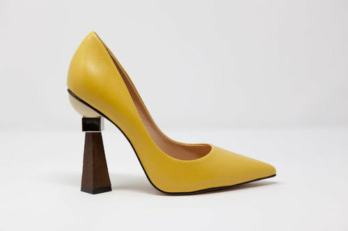 Winnie's Masterpiece Women's Classy Pointed Leather Heels